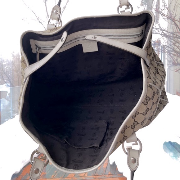 Gucci: Twins GG Monogram Canvas Gold/Silver Tote Bag - Picture 11 of 17